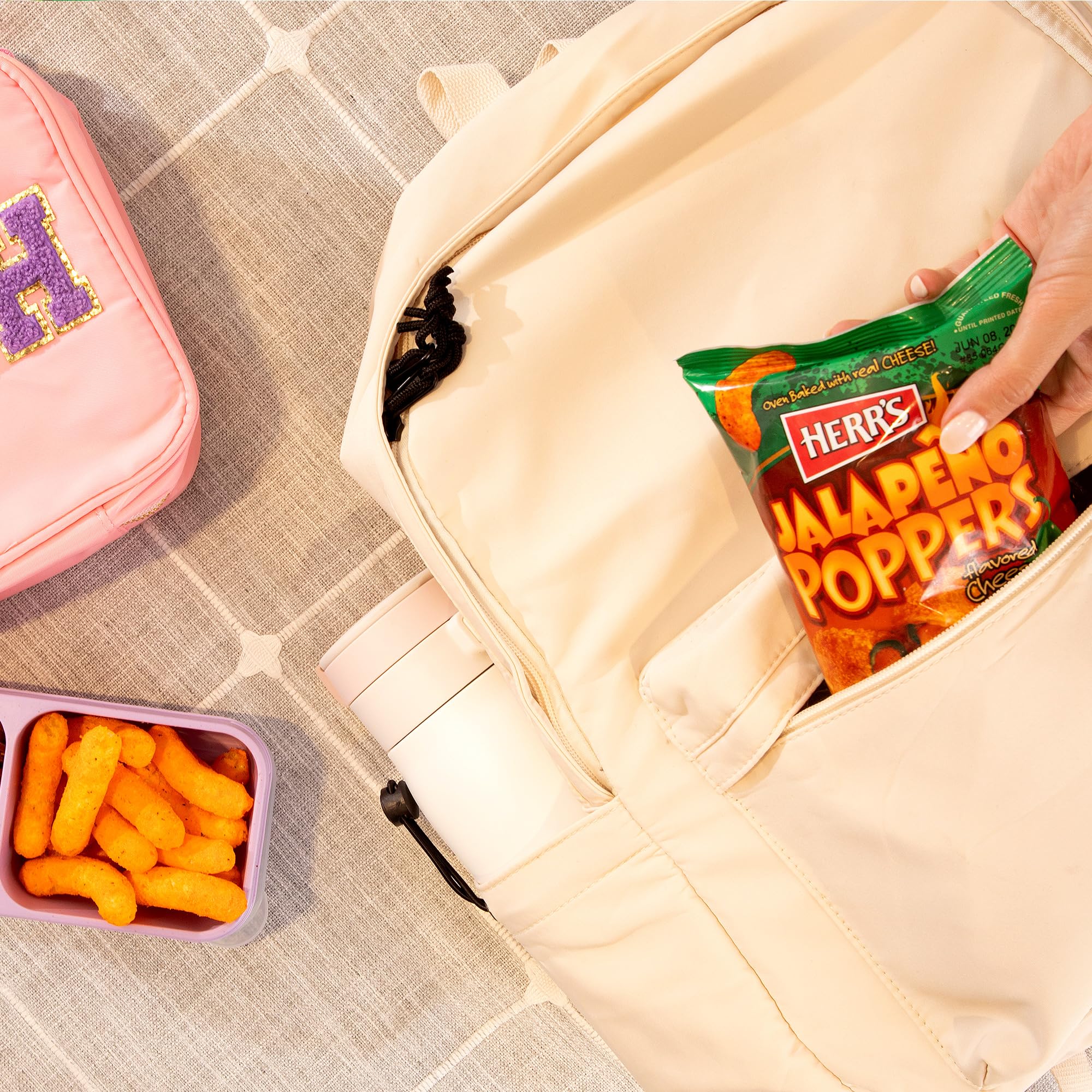 Herr's Jalapeño Poppers Flavored Cheese Curls - Made with Cheddar Cheese - 1 Ounce (Pack of 24) Great for Bold Flavor Fans - Image 8