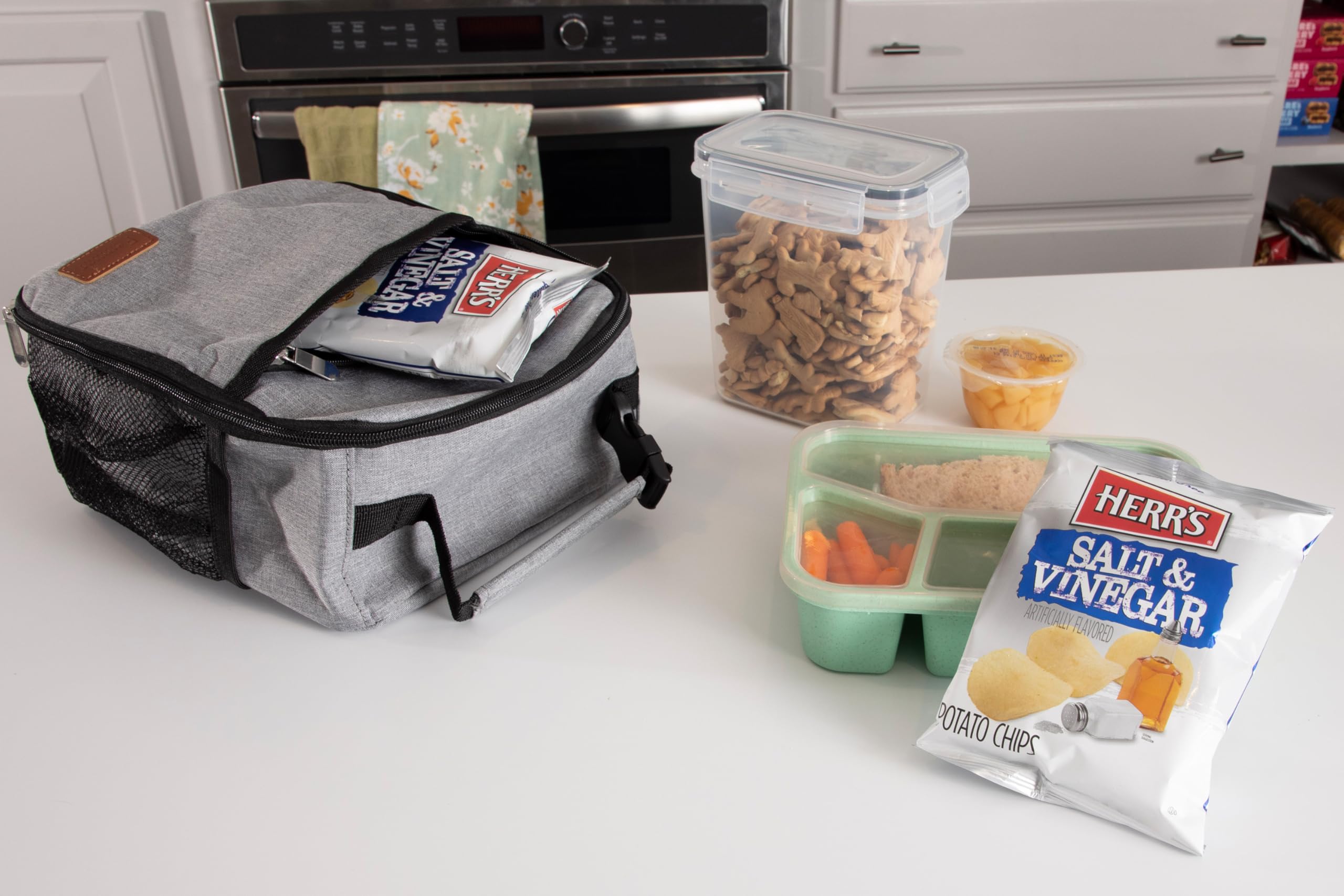 Herr's Salt and Vinegar Potato Chips, 1 Ounce (Pack of 42 Bags) – Tangy and Bold Chips in Convenient Snack Packs – Great for On-the-Go Cravings - Image 3