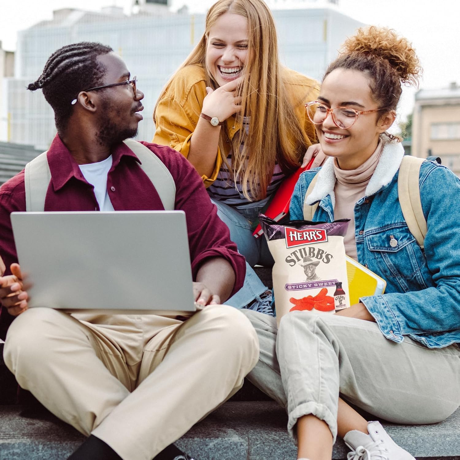 Herr's Stubb's Sticky Sweet BAR-B-Q Cheese Curls, 5.5 Ounce (Pack of 12 Bags) – Sweet and Smoky BBQ Cheese Curls Inspired by Stubb's – Perfect for Cookouts and Game Days - Image 5